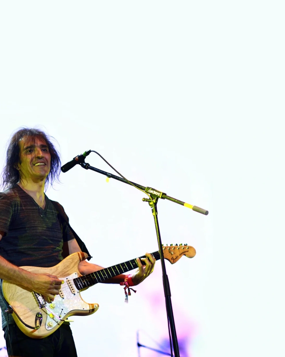Felipe Staiti, guitarrista de Enanitos Verdes, durante un show en Guayaquil en el 2017.
