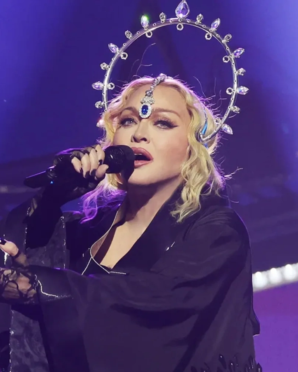 Madonna ha vendido más de 400 millones de producciones musicales, con lo que establece el récord mundial de «la solista más exitosa