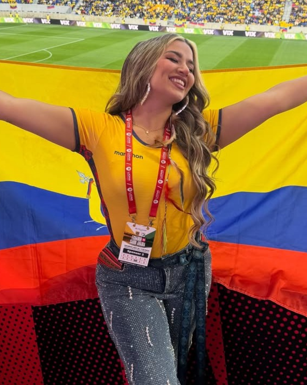 La cantante Janan vive en Estados Unidos y disfruta de la fiesta deportiva.