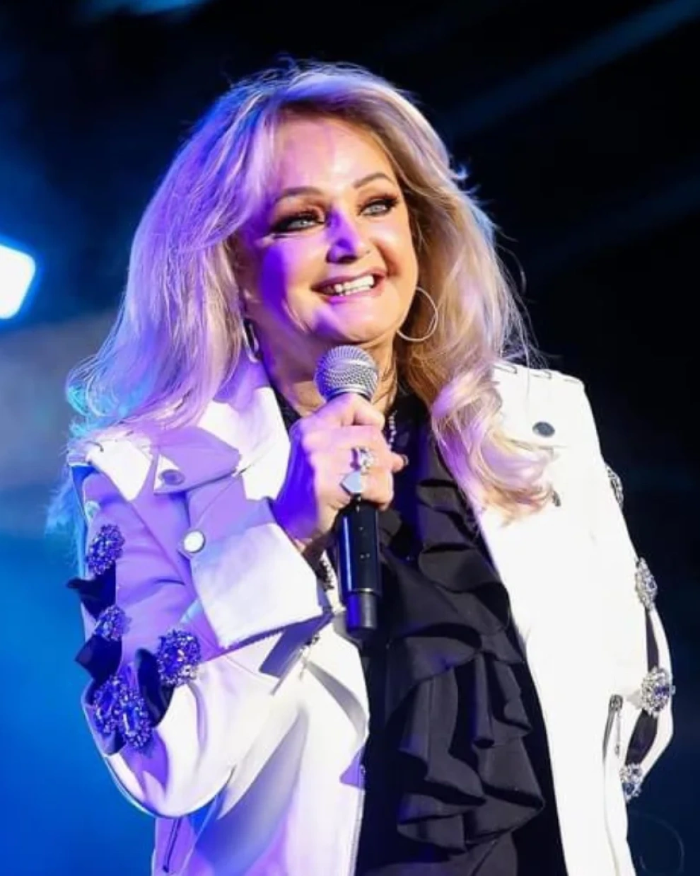 La intérprete de “It’s a Heartache” y “Total Eclipse of the Heart”  salió del coma inducido en el que se encontraba desde mayo.