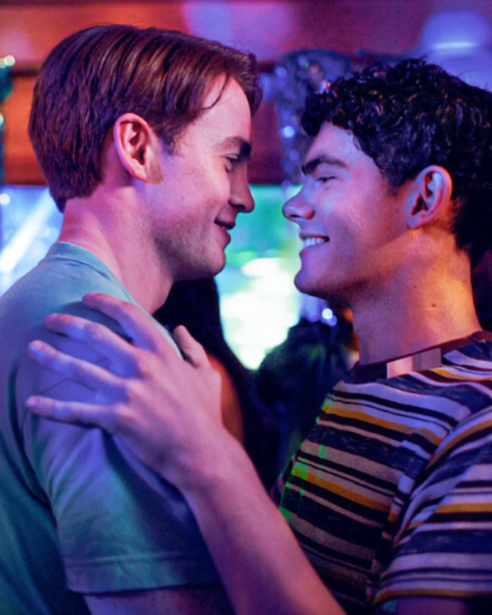 La película retoma la historia tras el final de la tercera temporada, cuando Nick y Charlie consolidaron su relación.