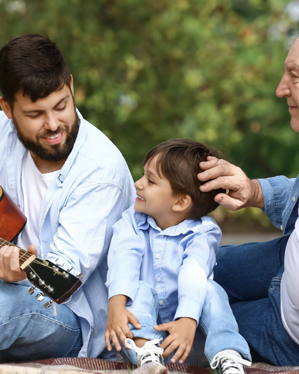Un momento familiar con música y cercanía en la celebración del Día del Padre.