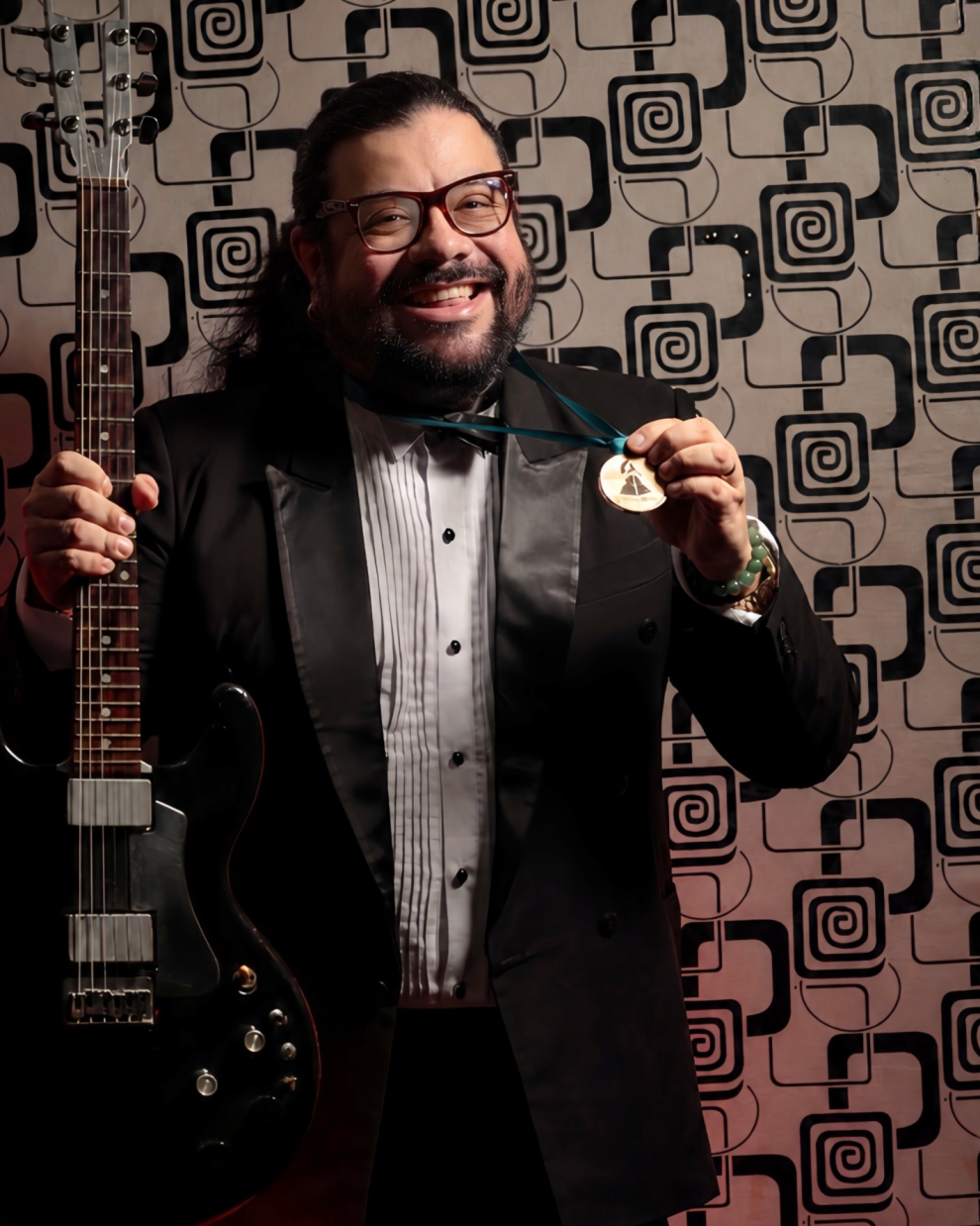 La medalla de la 67.ª edición de los Grammy ocupa un lugar especial en la carrera de Antonio.
