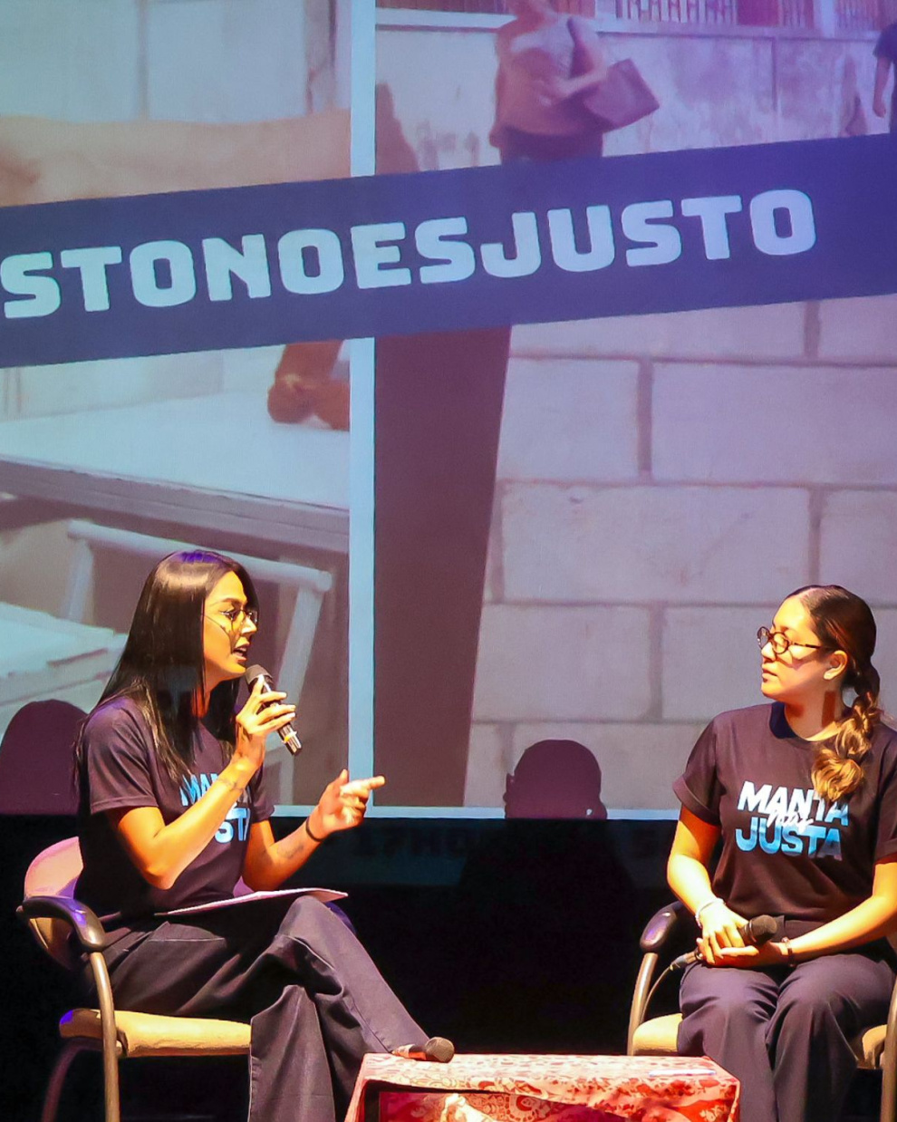 Manta Más Justa presentó en la Sala MAC cortometrajes sobre desigualdad, movilidad, acceso al mar y ambiente en Manta.