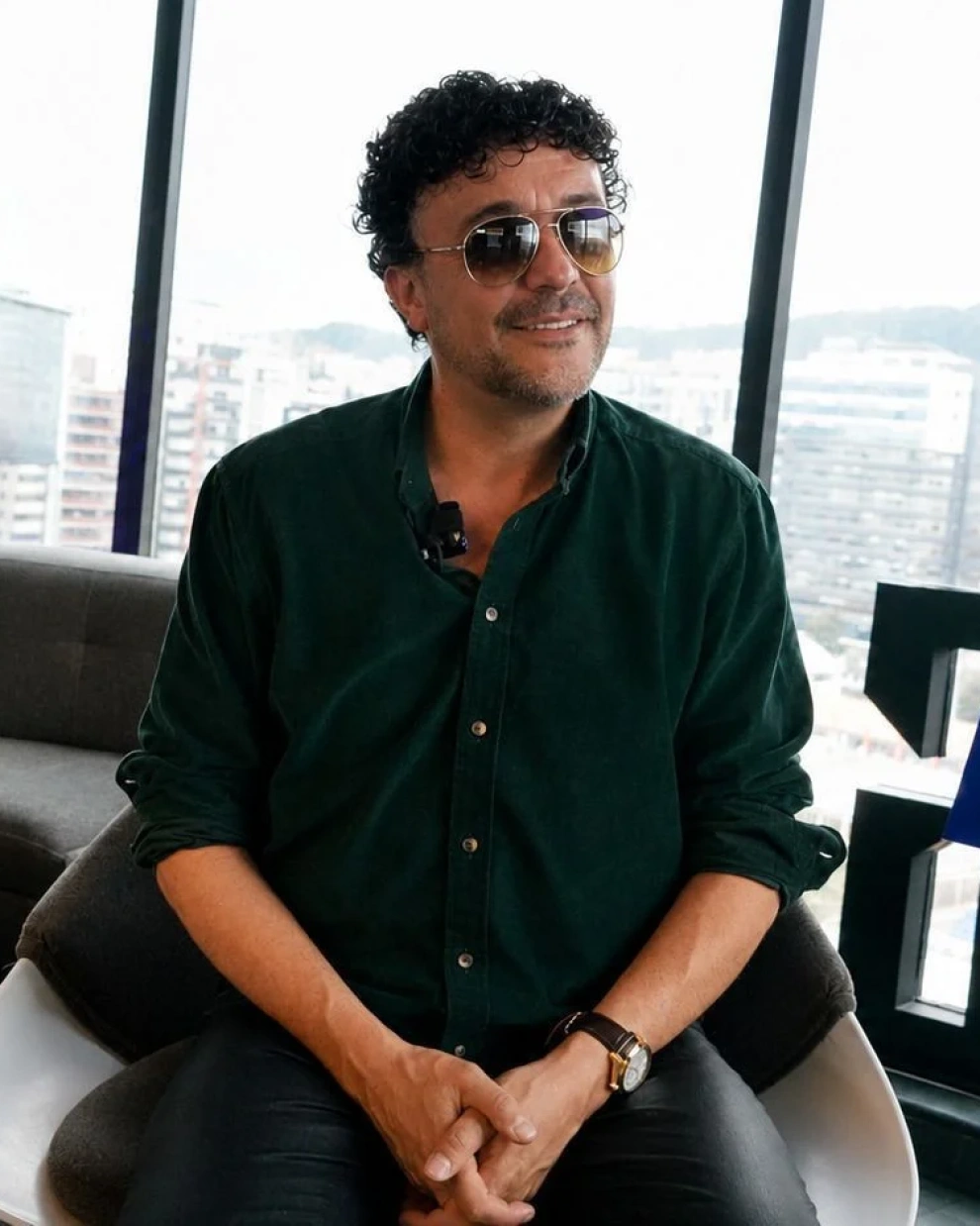 El cantante visitó el país recientemente para promocionar la gira, titulada Nuestra vida en canciones.