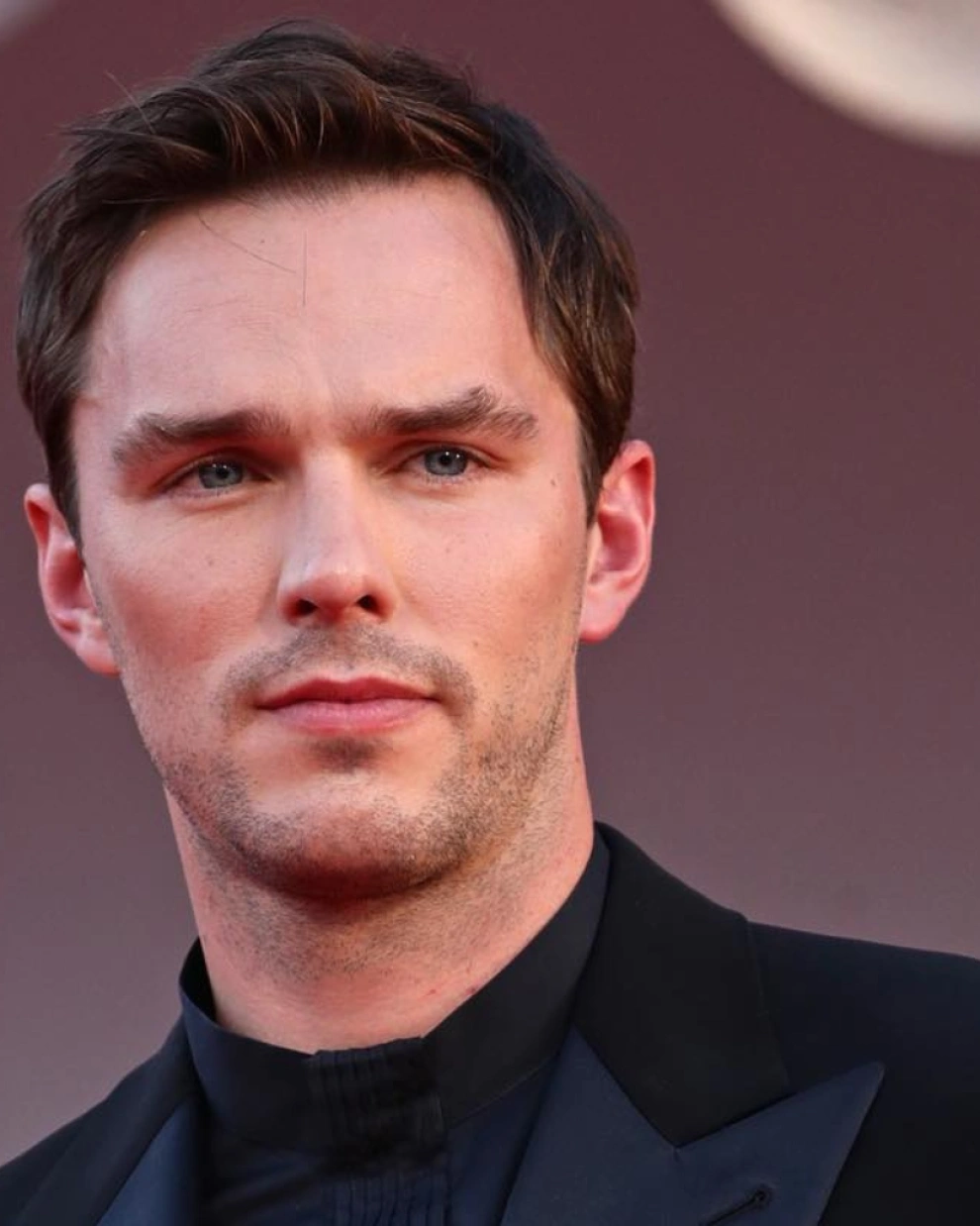 Nicholas Hoult interpretará a Gilderoy Lockhart en la segunda temporada de la serie Harry Potter de HBO.