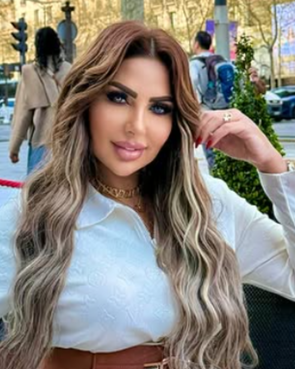 Sarah Khalifa, presentadora de televisión egipcia.