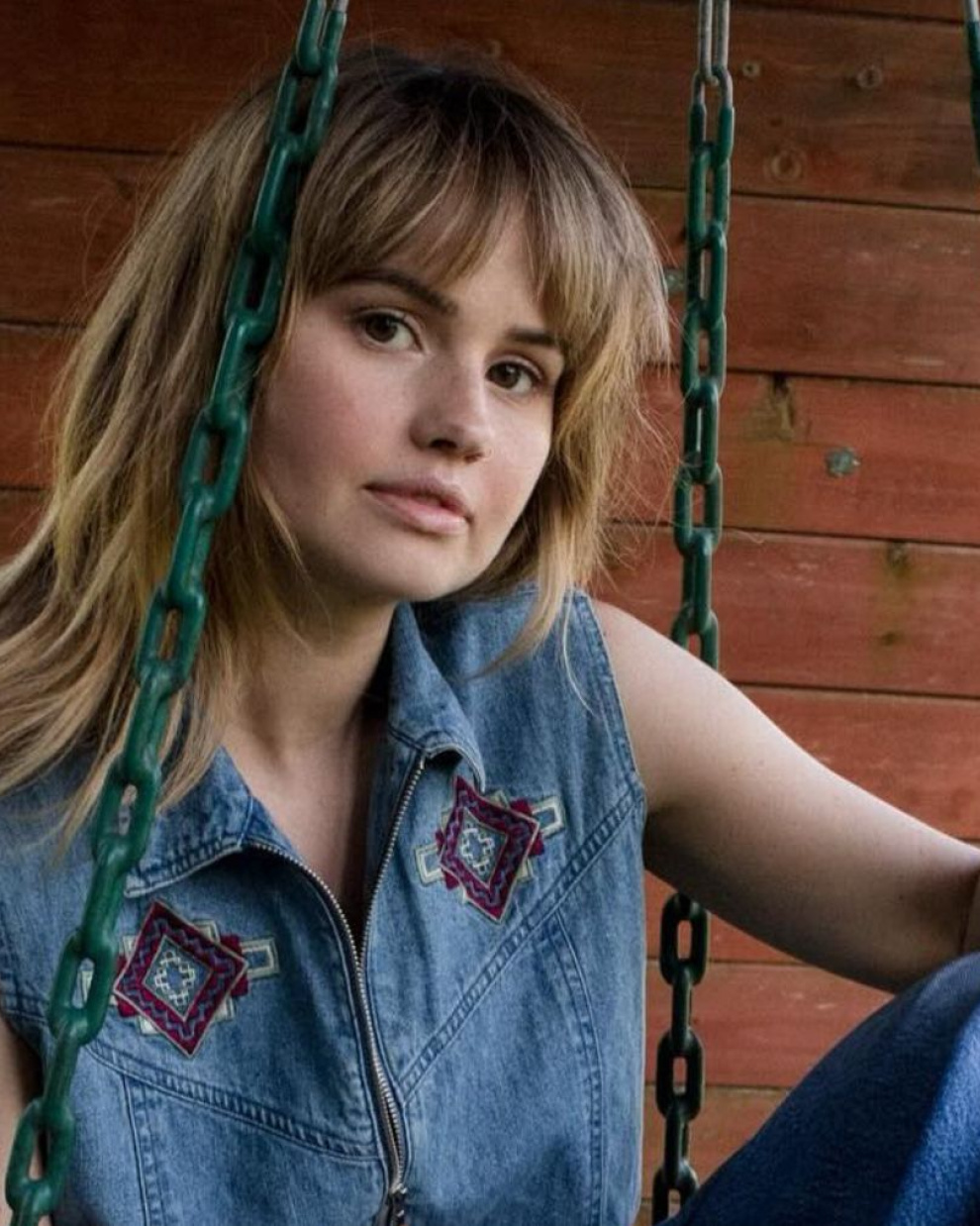 Debby Ryan tiene 33 años.