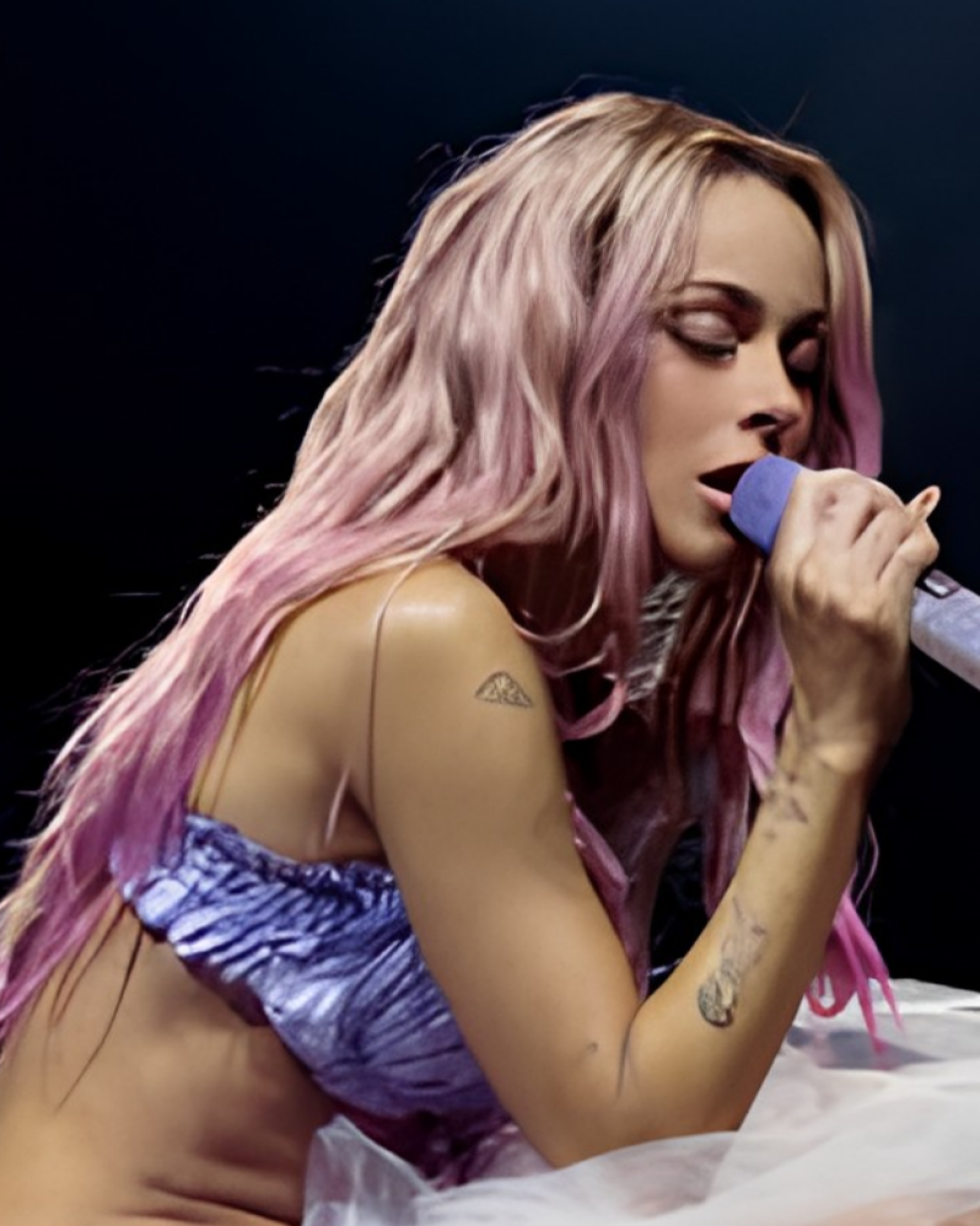 Tini Stoessel durante un concierto.