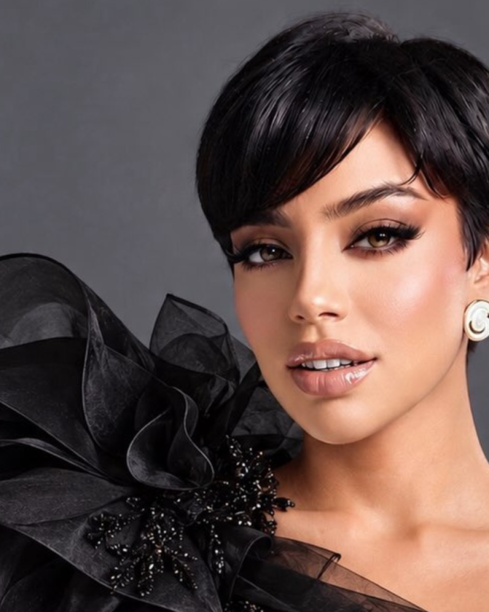 Shyare Andrade representa a Ecuador en el Miss Grand International 2026 y compite por el pase directo al Top 20.