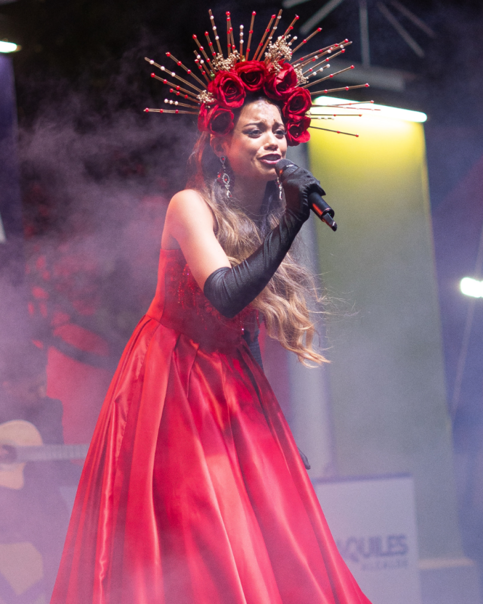 Emily López ganó la Noche de Talentos de Reina de Guayaquil 2026 con una interpretación de ‘La Llorona’, dedicada a su abuelo fallecido.