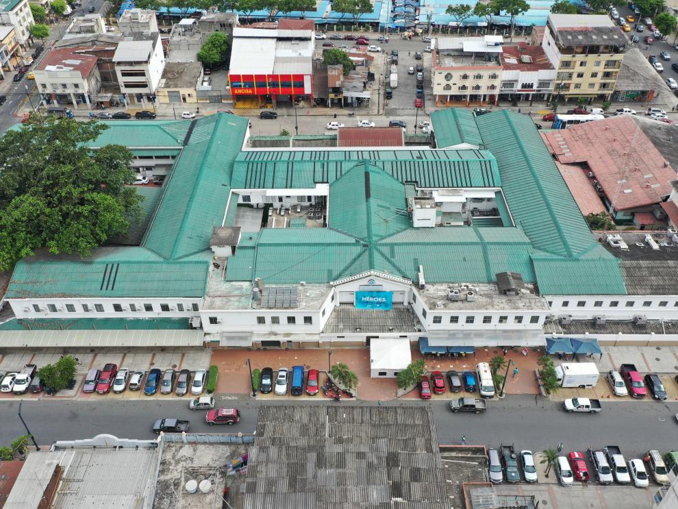 Hospital del Bicentena(33235818)