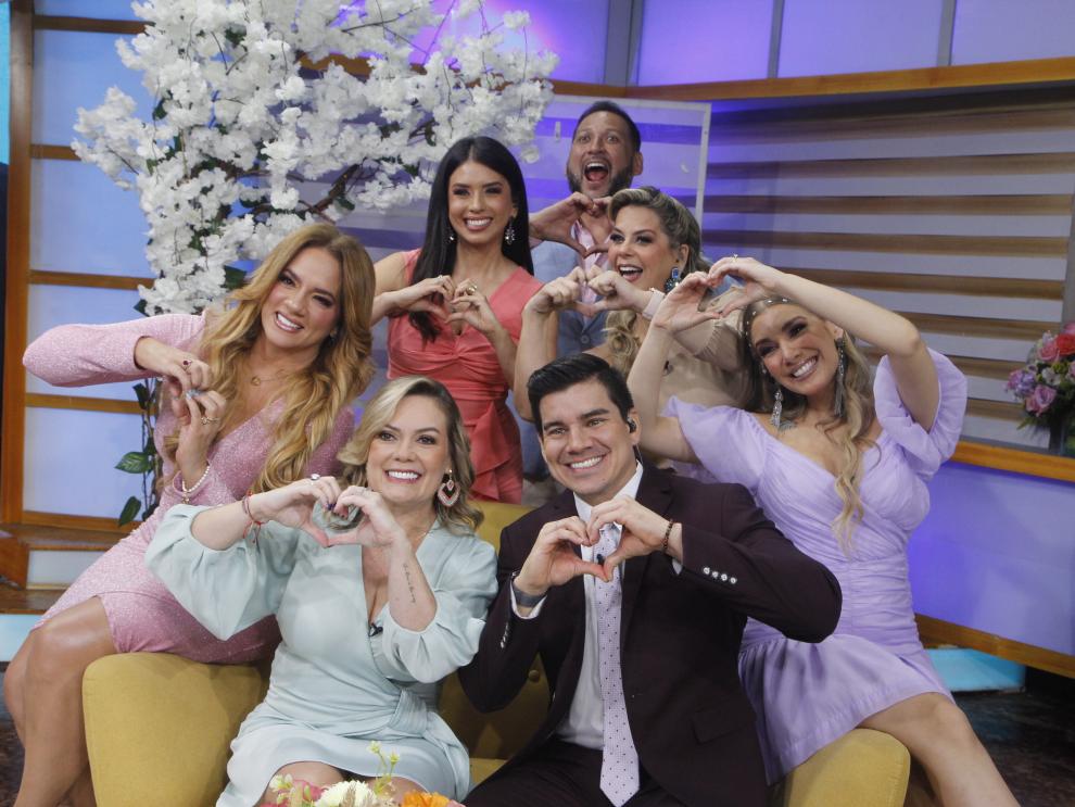 Elenco de Noticias de la mañana
