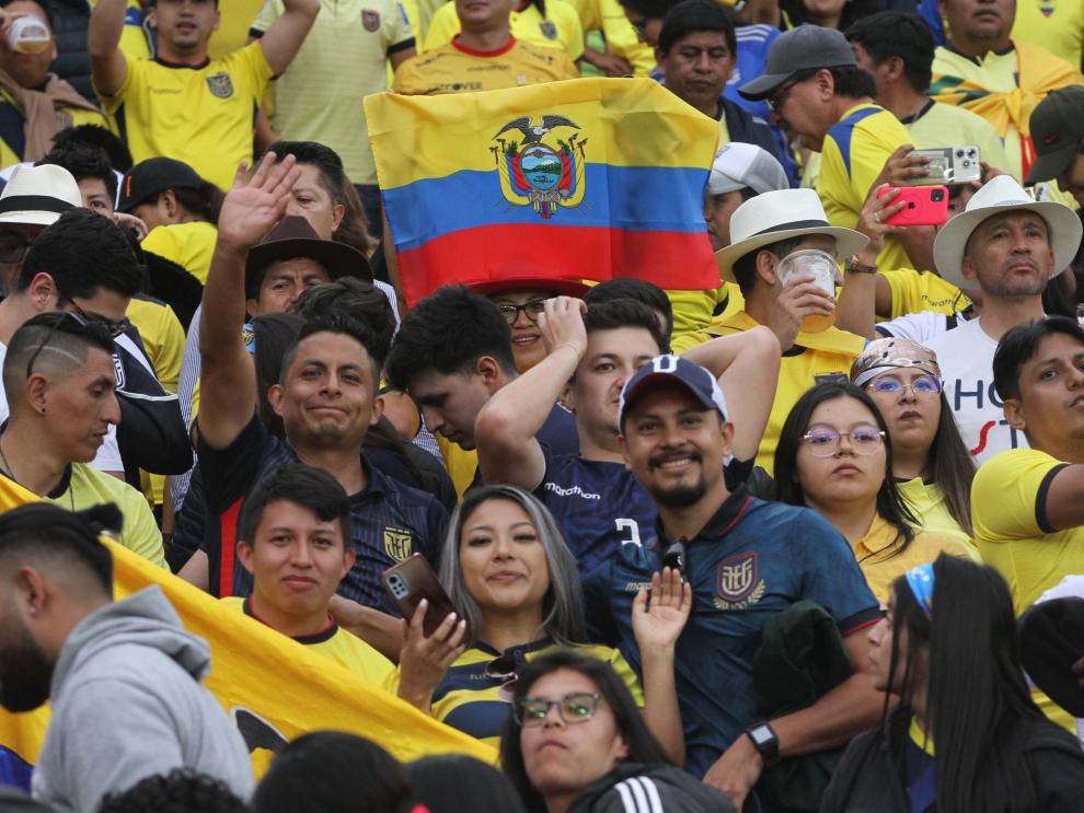 PARTIDO DE FUTBOL ENT (14333621)