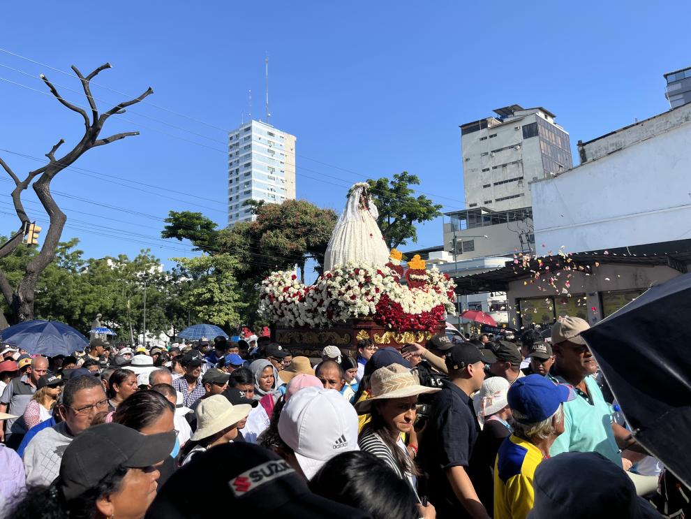 Procesión virgen del Cisne en Guayaquil
