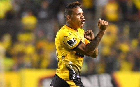 Michael Arroyo ganó un título con Barcelona, pero en su último paso por el club causó polémica.