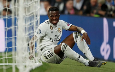 Vinicius, más allá de algunas apariciones importantes, aún no explota con los merengues.