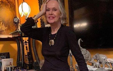 La nonagenaria artista presume de su figura en las redes sociales.