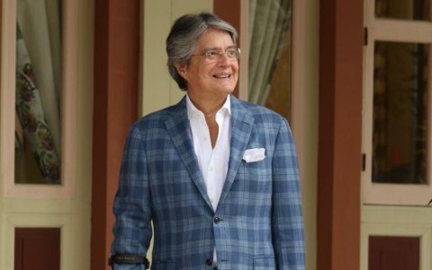 Guillermo Lasso reafirmó que su vida es transparente y pública.