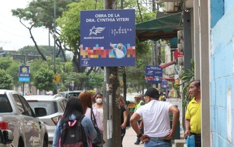 Sitio. En las obras que se ejecuta en la ciudadela la Alborada, en el norte, se encuentran varios carteles.