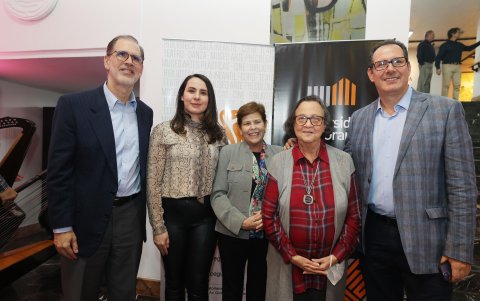 Ernesto Noboa, Zaylín Brito, Leticia Garcés, Marcia Gilbert y Saidel Brito.