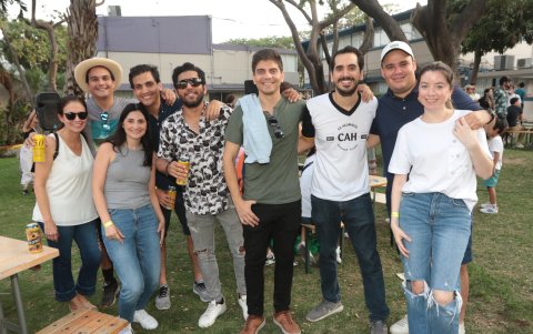 Maricela Solís, Diego Correa, Nataly Robayo, Sebastián Correa, Juan Carriel, Andrés Balseca, Felipe Uquillas, Javier Castro y Vivi Muñoz.