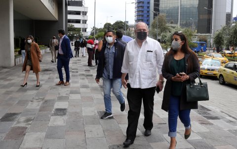 El expresidente Abdalá Bucaram en una comparecencia a un juzgado en Pichincha.