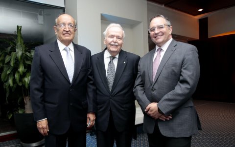 Patricio André, William Birkett y Ramón Miró.