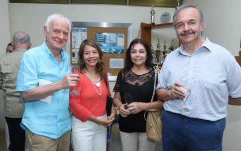 Thomas Buhler, Adelina Landívar, Gisela de Hoyos y Melvin Hoyos.