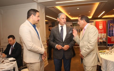 Kaveh Dashti, José Pileggi y Ricardo Valdez.