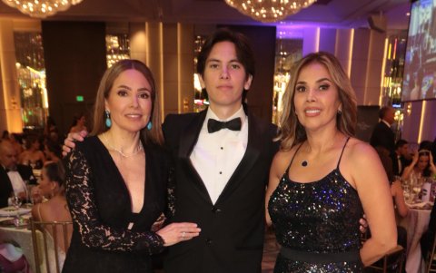 Francis Barreiro, Juan Javier Coronel y Katty Barreiro.