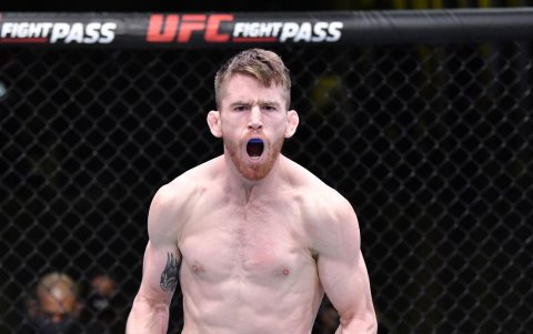 Cory Sandhagen, estadounidense de 30 años, llega siendo el # 4 del peso gallo. Chito es # 5.