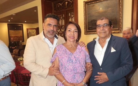 Armando Cruz, Augusto Riofrío, Luis Plaza y Antonio Ginatta.