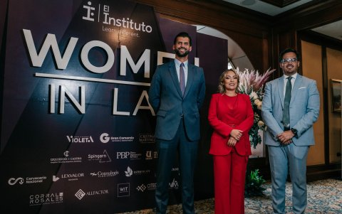 Fabricio Dávila, Cristina Martínez y Juan José Ramírez.