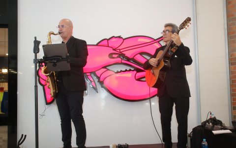 Roberto Bosch y Alejandro Cañote amenizaron el evento.