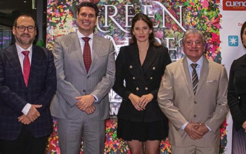Alfredo Peña, Pedro Palacios, Andrea Fiallos, Elvis Espinoza y Mónica Malo.
