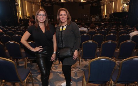 Nidia Guerrero y Kyra Arcia.