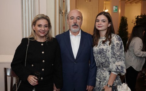 Mariela Jalil Perna, Andrés Ospina Zea y Fabiana Angelina Ospina Jalil.