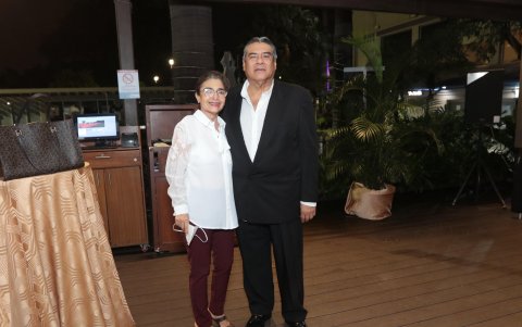 Maritza Quinde Zea y Tito Zea Franco.