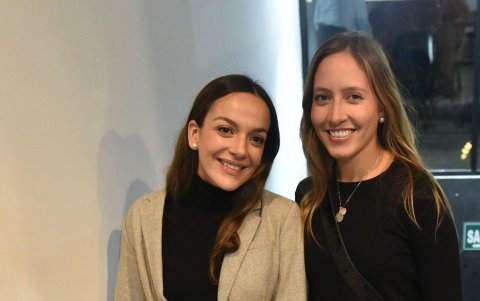 Martina Calisto y María Constanza del Solar.