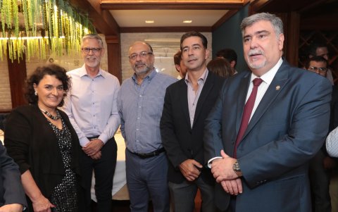 Alexandra Pérez, Ricardo Intriago, Víctor Abboud, Édgar Santos y Francisco Jarrín.