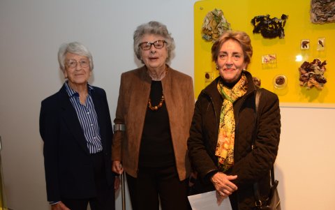 Catalina Salvador, Ana María Galarza y Josefina Fernández.