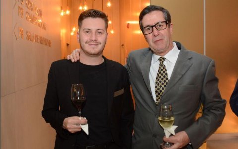 Jorge y Américo Gallegos.