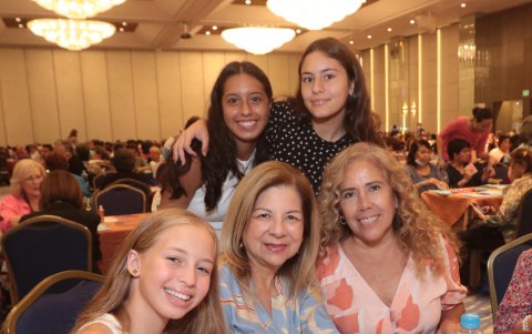 Martina Hurel, Victoria Valero, Alejandra Holzapfel, Mercedes de Repetto y Verónica de Arroyo.