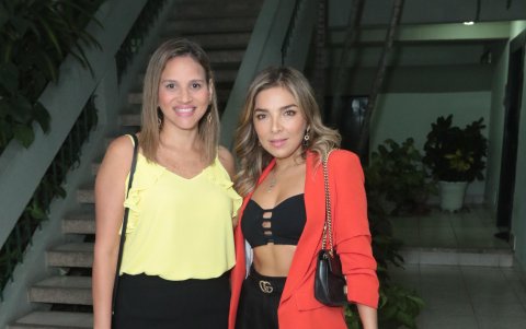 Elen Andrade y Wendy Rojas.