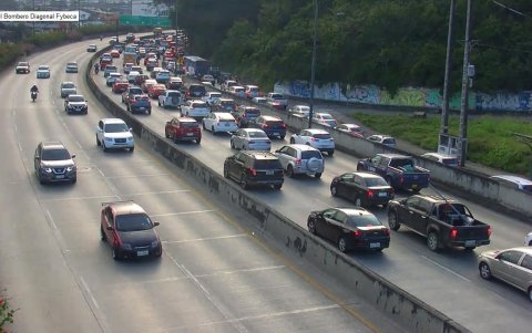 La conexión desde la avenida del Bombero a la Carlos Julio, está entre las calles afectadas por el congestionamiento.