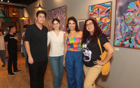 Armando Serrano, Mónica Fajardo, Lyla Boka y Daniela Anchundia.