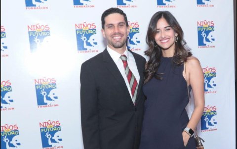 Esteban Moscoso y Gloria Costa de Moscoso.