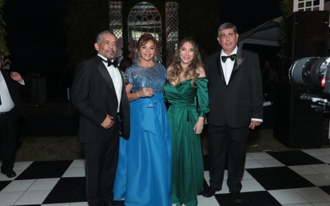 Nicolás Bayona, Betty Manzur, Lucia Plúa y Paúl Correa.