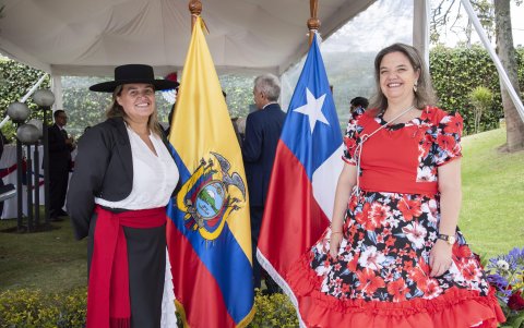 Sandra Álvarez y Catalina Vivanco.